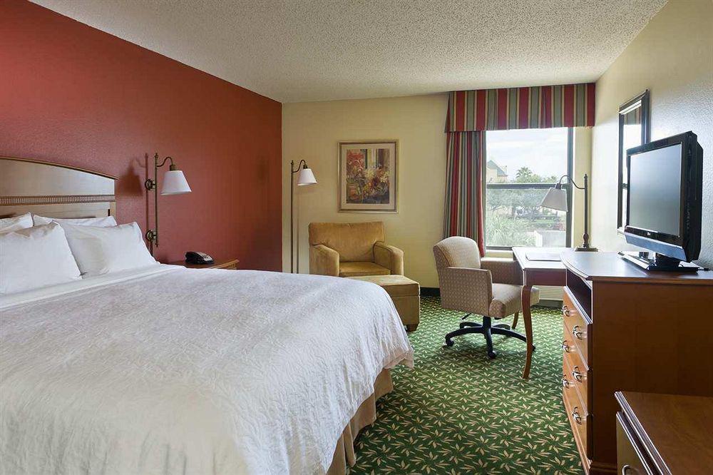 Hampton Inn Houston Stafford Rom bilde