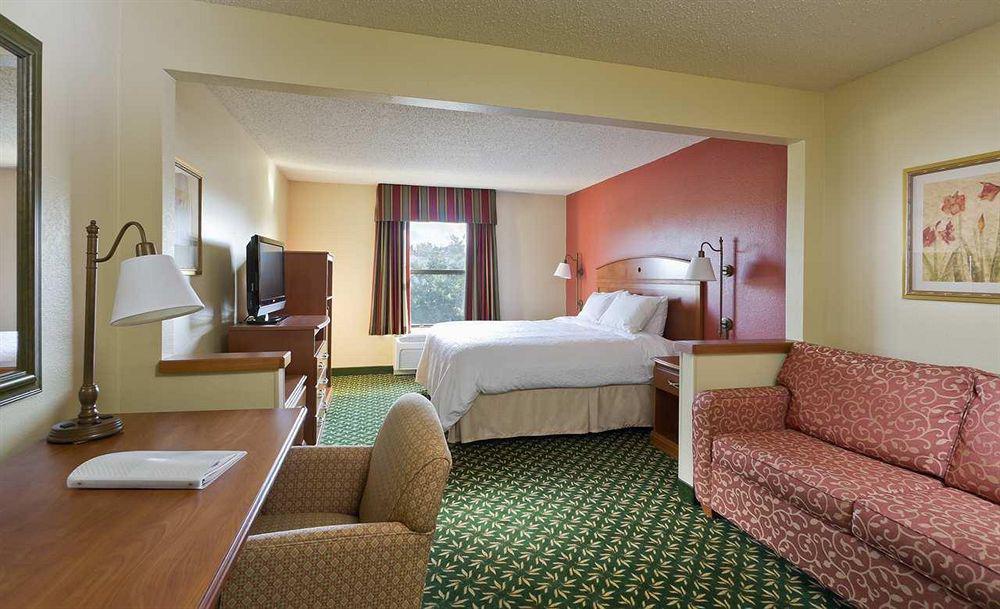 Hampton Inn Houston Stafford Rom bilde